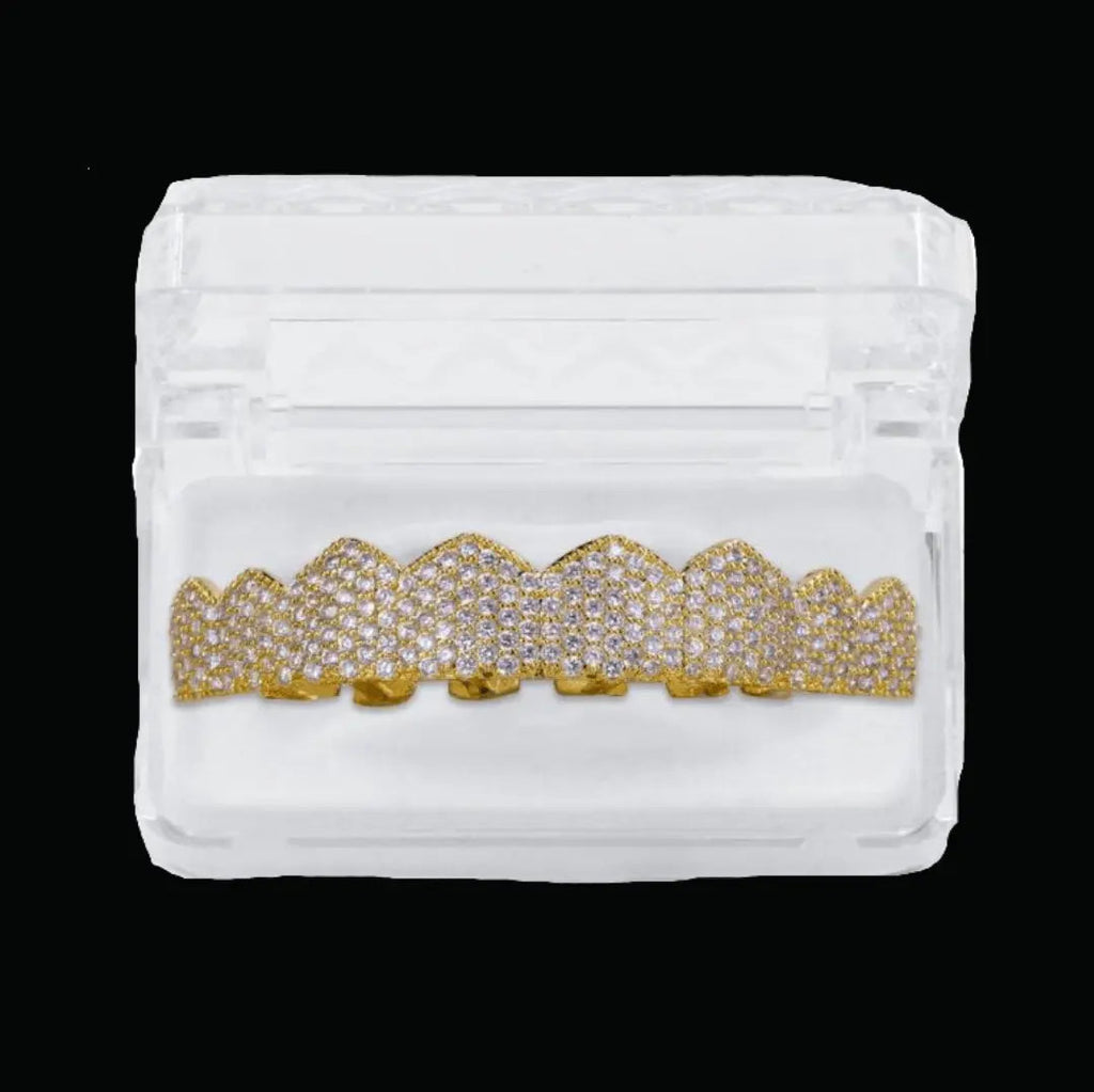 8 Teeth Fang Mouth Iced Out Grillz